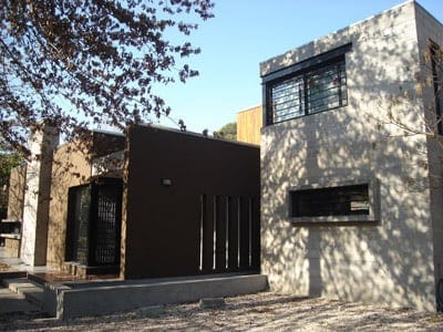 2005. Casa en Parque Leloir 7